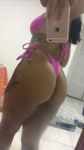 mulheres Salvador - BA morena 24 anos Não faço anal , nao tenho local fixo , gostaria de um atendimento?